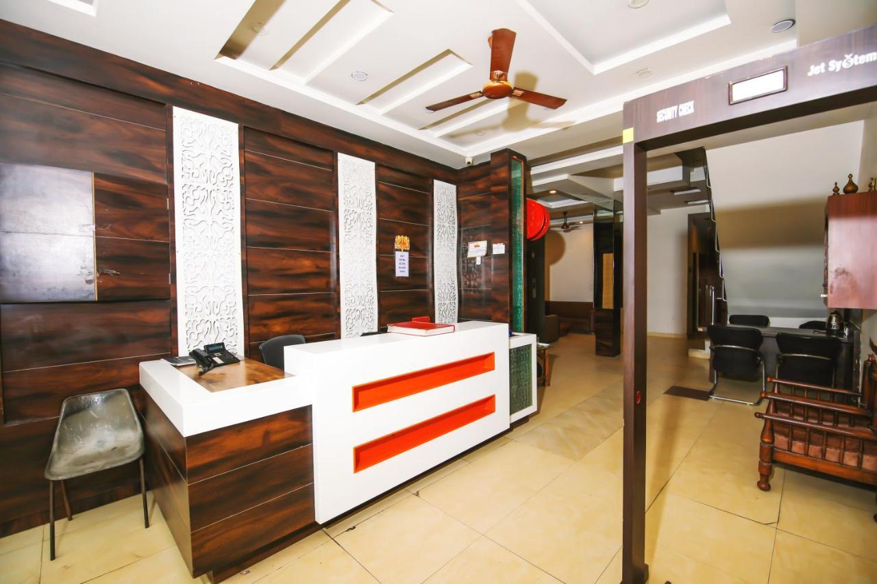 Hotel Lav Kush Deluxe " 3 Min Walking From New Delhi Railway Station " Esterno foto