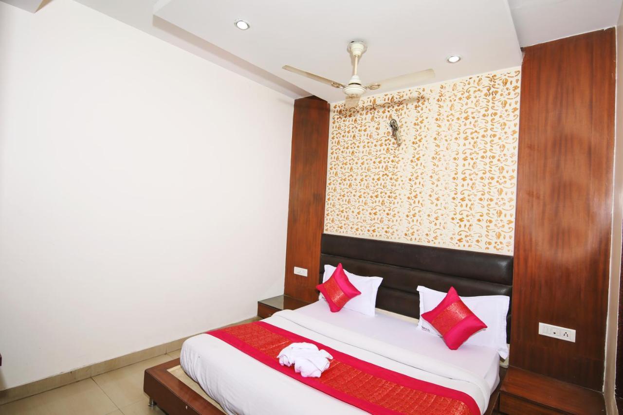 Hotel Lav Kush Deluxe " 3 Min Walking From New Delhi Railway Station " Esterno foto
