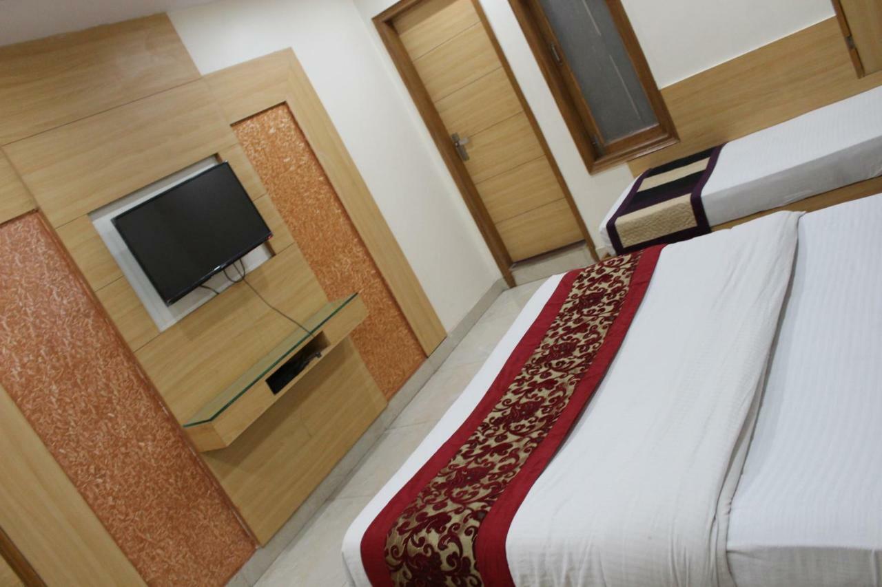 Hotel Lav Kush Deluxe " 3 Min Walking From New Delhi Railway Station " Esterno foto