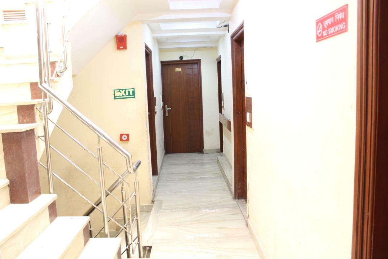Hotel Lav Kush Deluxe " 3 Min Walking From New Delhi Railway Station " Esterno foto