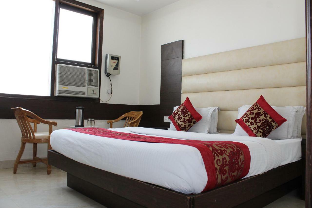 Hotel Lav Kush Deluxe " 3 Min Walking From New Delhi Railway Station " Esterno foto